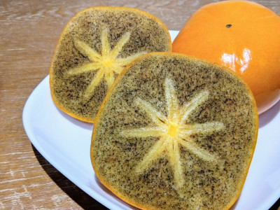 和歌山産　紀の川柿　黒あま　3.8kg