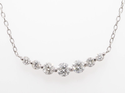 合計0.35ctダイヤモンド7ストーンペンダント